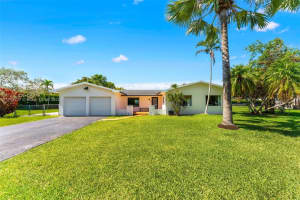 8885 Sw 182nd Ter, Palmetto Bay