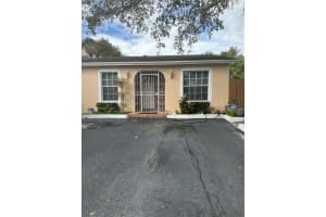 2733 Nw 204th Ln Miami Gardens, FL 33056 - MLS#A11794738