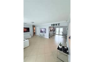 1360 W 4th Ln Hialeah, FL 33010 - MLS#A11794745