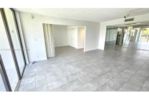 16300 Golf Club Rd 315 Weston, FL 33326 - MLS#A11794750