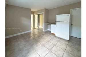 715 Ne 6th St 5e Fort Lauderdale, FL 33304 - MLS#A11794786