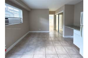 715 Ne 6th St 5e Fort Lauderdale, FL 33304 - MLS#A11794786