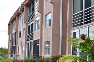 9900 Sunrise Lakes Blvd APT 309, Sunrise, FL 33322, - MLS#A11794825