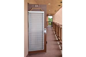 9900 Sunrise Lakes Blvd APT 309, Sunrise, FL 33322, - MLS#A11794825