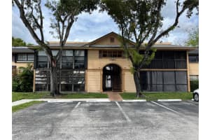 19085 Nw 62nd Ave 106 Hialeah, FL 33015 - MLS#A11794827