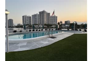 3209 S Ocean Dr APT 2M, Hallandale Beach, FL 33009, - MLS#A11794828