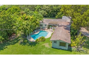 6700 SW 64th St, South Miami, FL 33143, - MLS#A11794888