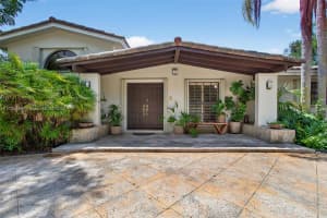 6700 SW 64th St, South Miami, FL 33143, - MLS#A11794888