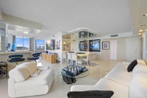 3500 Mystic Pointe Drive 2108, Aventura