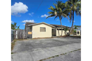 971 SW 88th Ave, Miami, FL 33174, Sold 05/16/25