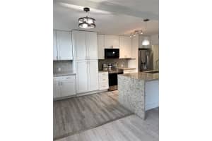 4200 Hillcrest Dr 201 Hollywood, FL 33021 - MLS#A11795029