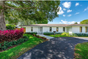 7638 SW 167th St, Palmetto Bay, FL 33157, Sold 06/30/25