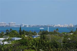 445 Grand Bay Dr 802, Key Biscayne