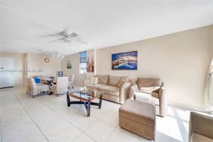 1600 S Ocean Dr APT 4G, Hollywood, FL 33019, - MLS#A11795049