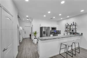 2307 Washington St 5 Hollywood, FL 33020 - MLS#A11795086