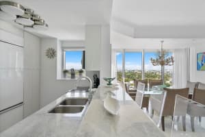 10275 Collins Ave APT 922, Bal Harbour, FL 33154, - MLS#A11795236