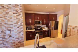 2105 Ne 40th Ave Homestead, FL 33033 - MLS#A11795271