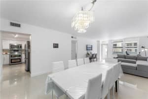 9511 Collins Ave APT 301, Surfside, FL 33154, - MLS#A11795302