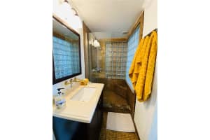 335 Ocean Dr APT 228, Miami Beach, FL 33139, - MLS#A11795379