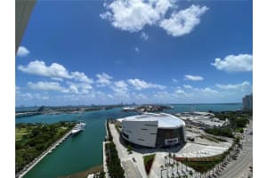 888 Biscayne Blvd 2405, Miami