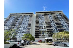600 NE 36th St, Miami, FL 33137, Sold 06/20/25