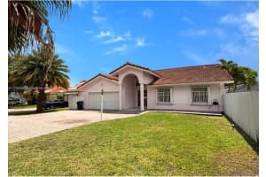 15103 Nw 89th Ct, Miami Lakes