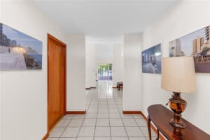 15103 NW 89th Ct, Miami Lakes, FL 33018 - MLS#A11795566