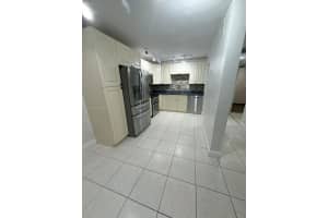 9440 Sw 8th St 123 Boca Raton, FL 33428 - MLS#A11795574