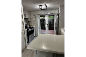 2270 W 74th St Apt 101-6, Hialeah, FL 33016, Sold 08/28/25