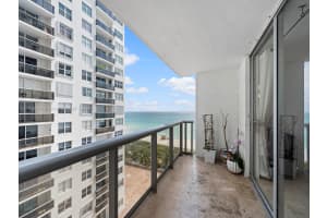 6039 Collins Ave, Miami Beach, FL 33140, Sold 06/23/25
