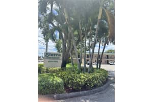 1081 Se Monterey Rd 3-12, Stuart