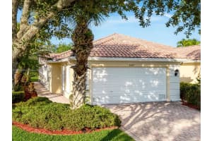 8467 SE Retreat Dr, Hobe Sound, FL 33455, Sold 08/07/25