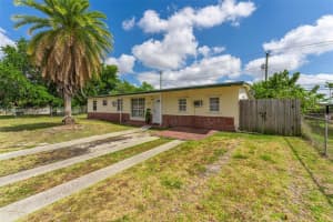 11460 SW 40th St, Miami, FL 33165, Sold 07/08/25