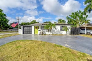 6645 Raleigh St Hollywood, FL 33024 - MLS#A11795698