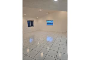 10977 W Broward Blvd Plantation, FL 33324 - MLS#A11795700