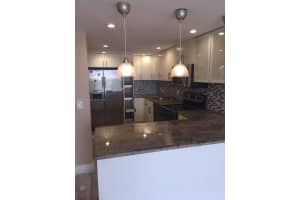 13499 Biscayne Blvd 713, North Miami