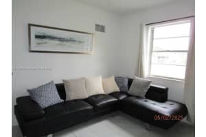 7550 SW 38th St, Miami, FL 33155, Sold 07/31/25