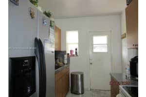 7550 SW 38th St, Miami, FL 33155, Sold 07/31/25