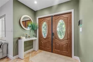 5130 SW 99th Ave, Miami, FL 33165, Sold 09/22/25