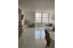 2899 Collins Ave 1738 Miami Beach, FL 33140 - MLS#A11795840