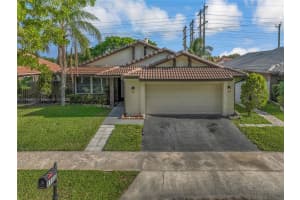 11580 N Quayside Dr, Hollywood, FL 33026, Sold 06/17/25