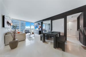 6801 Collins Ave #1111, Miami Beach, FL 33141, - MLS#A11795892
