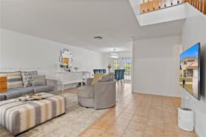 1051 Sw 95th Ter Pembroke Pines, FL 33025 - MLS#A11795949