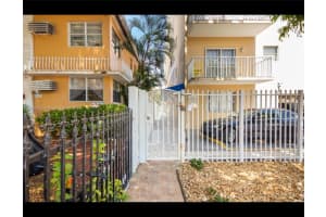 1605 Pennsylvania Ave 303, Miami Beach