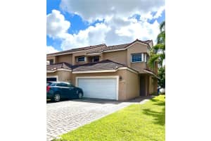 19135 NW 82nd Cir Ct, Hialeah, FL 33015, Sold 07/25/25