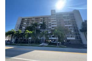 4800 Bayview Dr 206, Fort Lauderdale