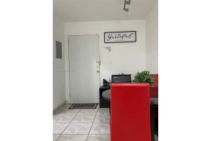 10379 N Kendall Dr L2, Miami