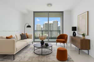 90 SW 3rd St APT 3501, Miami, FL 33130, Sold 08/05/25