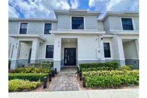 414 Ne 12th St, Florida City