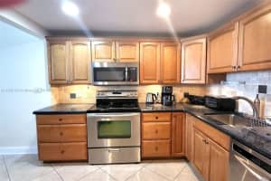 2101 S Ocean Dr APT 606, Hollywood, FL 33019, - MLS#A11796120